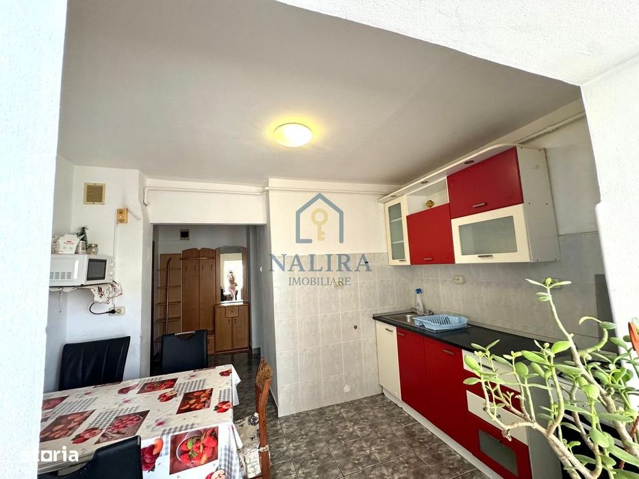 Chirie apartament 3 camere zona Republicii