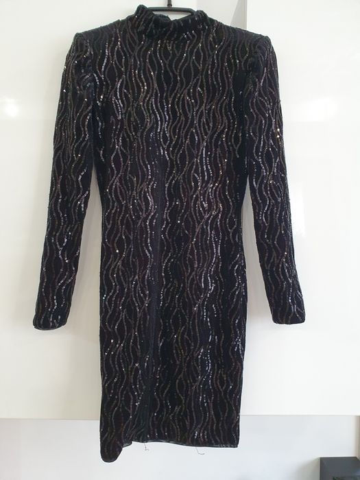 Rochie petrecere / eveniment din catifea cu paiete