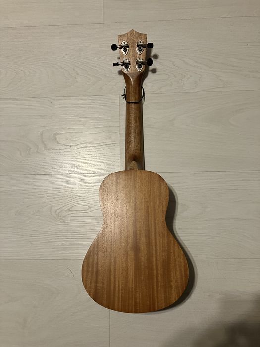 Укулеле Flight  NUC100