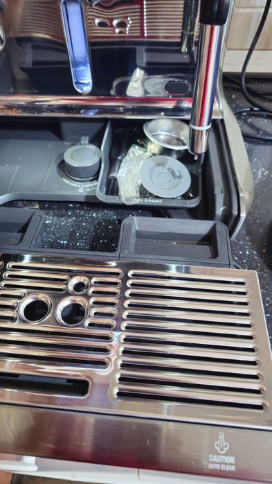Espressor SAGE Oracle Touch SES990