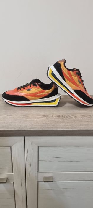 УНИКАТ! Оригинални FILA  44 номер 28 см стелка