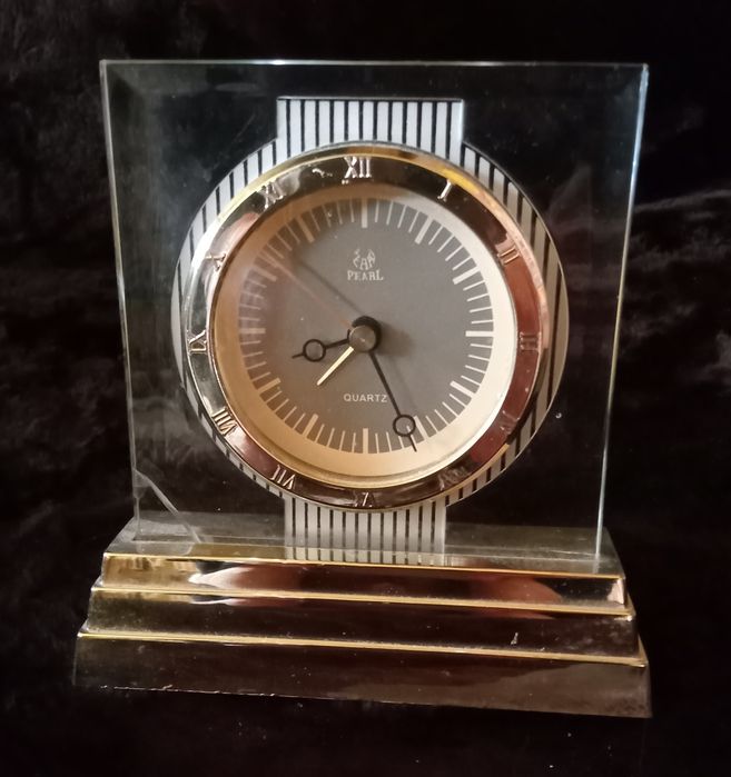 Антикварные часы, читайте описание