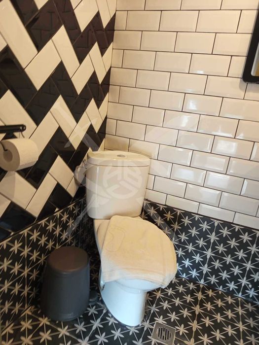 Дава се под наем Едностаен апартамент в Варна, Център - 35 кв.м за 400 € - Снимка #4