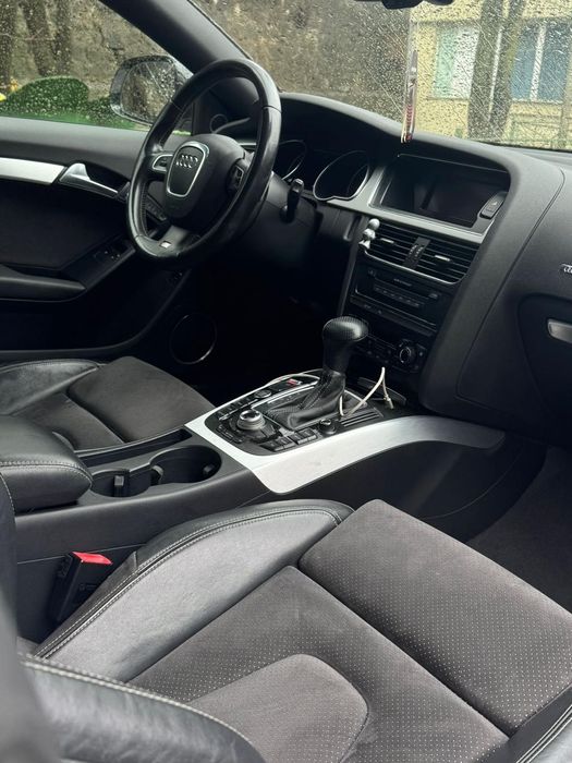 Audi A5 Coupe 2.7 Diesel,Foarte bine întreținut, 3 proprietari,3xSline