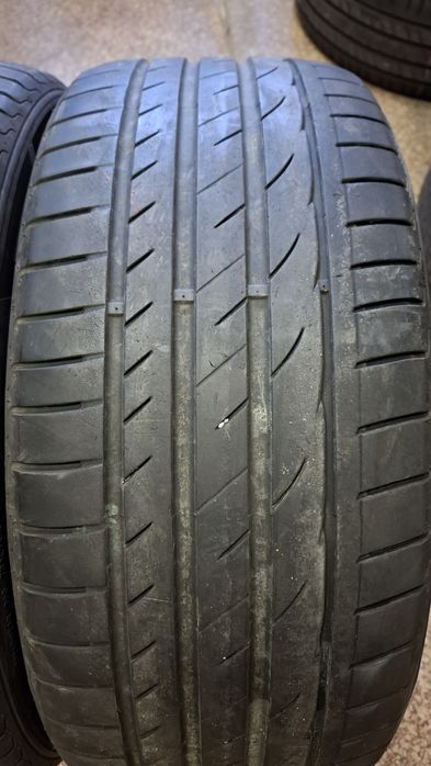 2бр летни гуми Laufenn 225 50 17