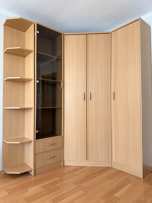 Корпусная мебель - шкафы, можно по отдельности