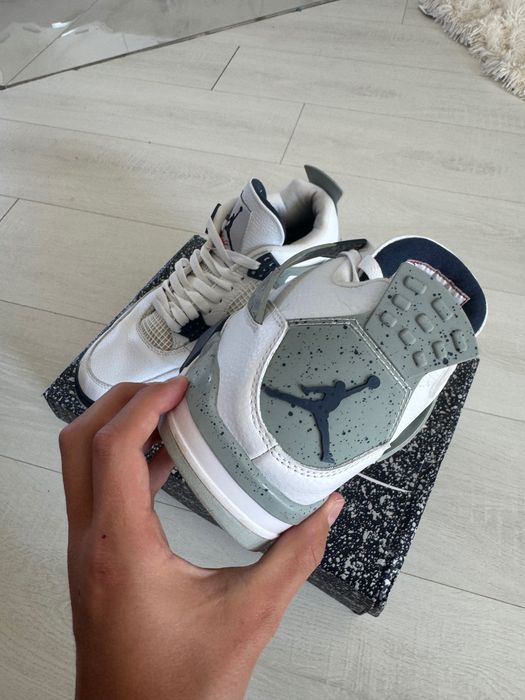 Обувки Jordan 4