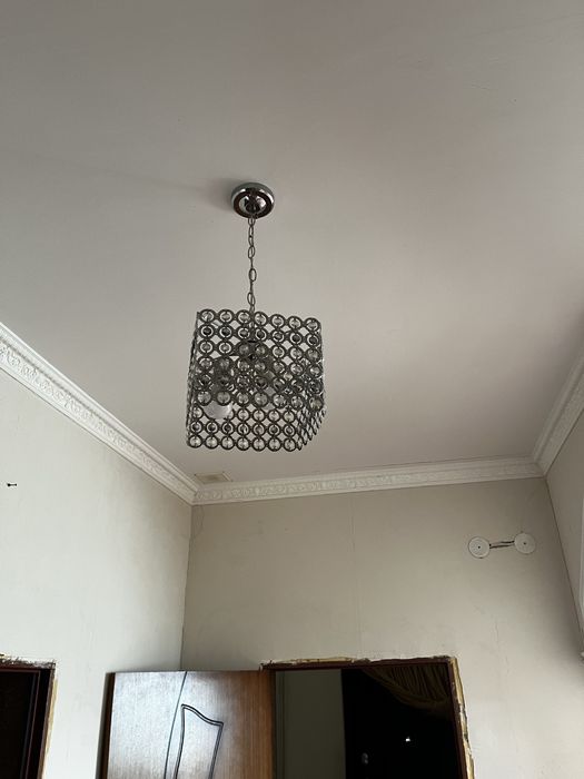 Люстра  сатылады. Жағдайы жақсы.