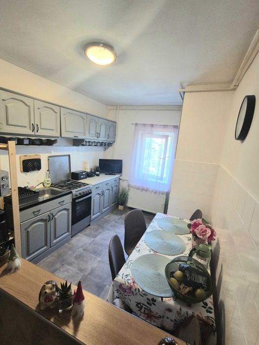 Apartament de vanzare zona Dambovita