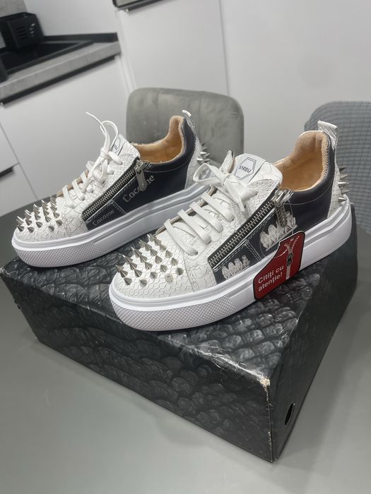 Low sneakers Noi Sârbu Store 500 lei 37,5 unisex
