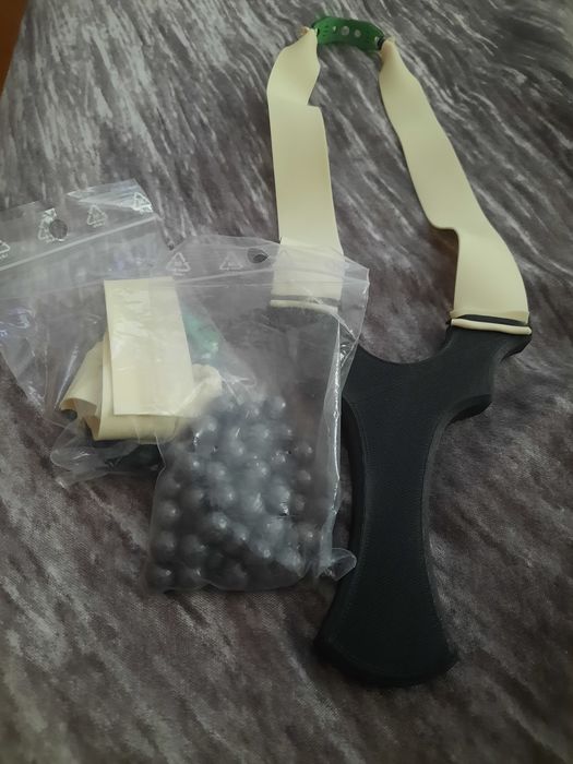 Prastie cu bile din plumb 9mm