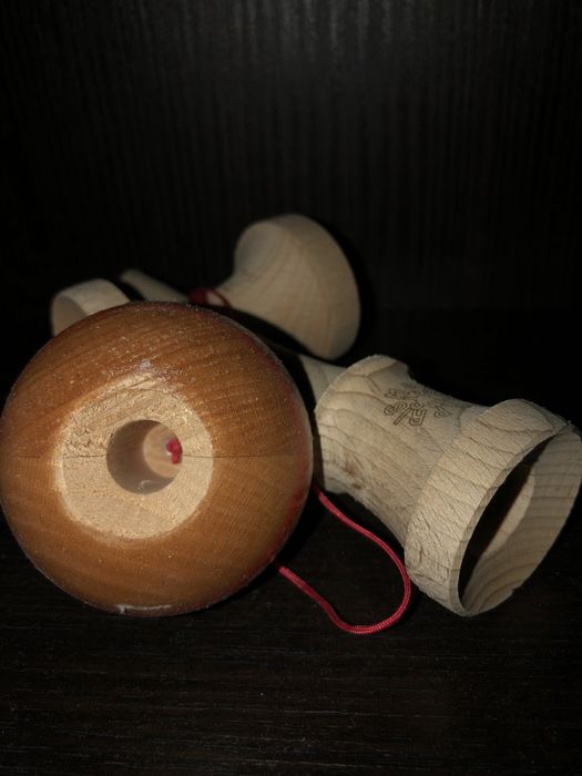 Prism Kendama FIRST LIGHT (FL) Setup W/ Loco Tama