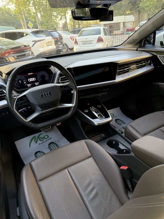 Audi Q4 E-Tron S- Line . Electro