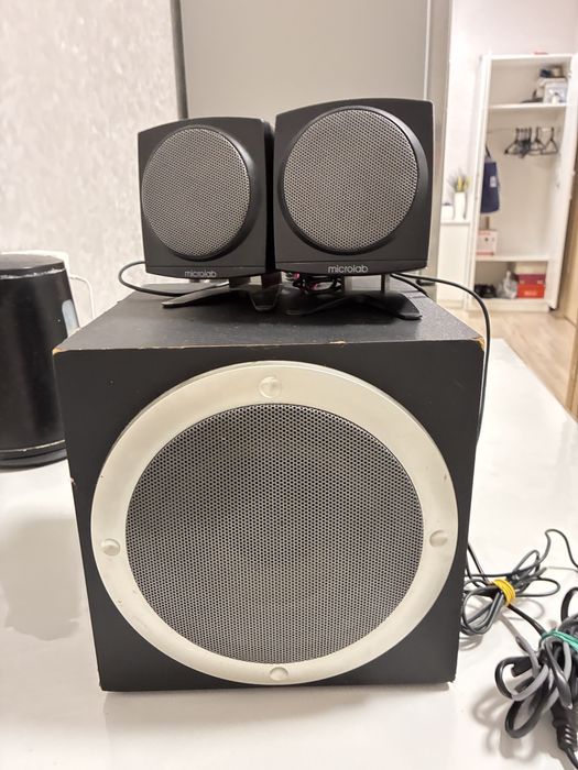 Продам крлонки microlab