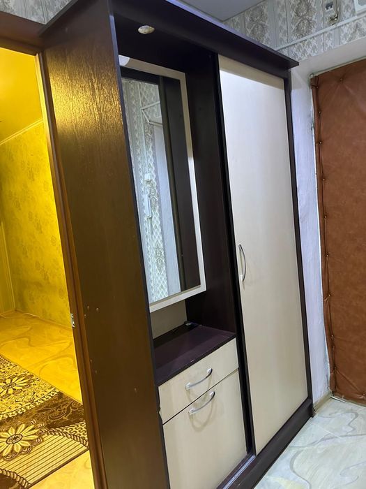 Шкаф для прихожей