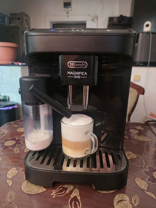 Espresor delonghi magnifica evo