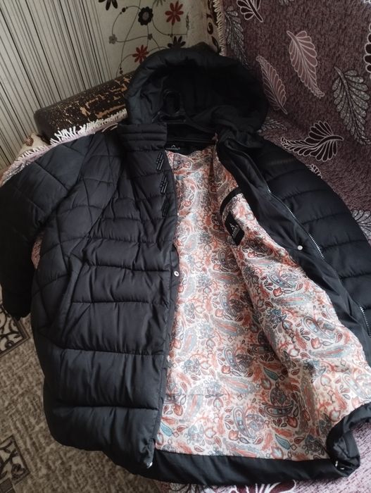 продам куртки в отличном состоянии