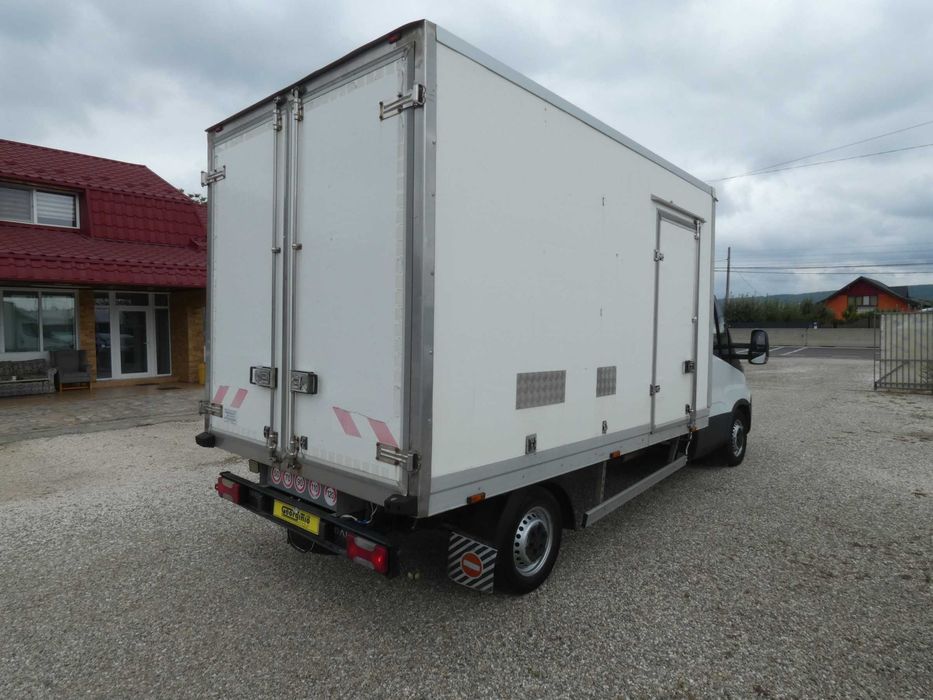 Iveco 35S14 / frigorifica / congelare/priza/6 europaleti / stoc 4 unitati