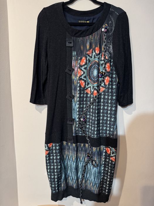 Rochii diverse culori si materiale