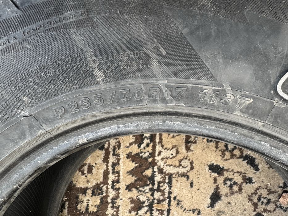 Продам шины 265/70r17