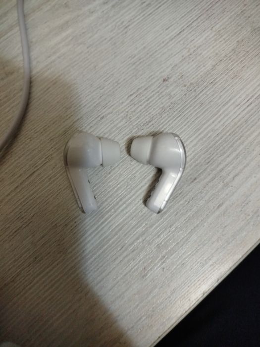 Yangi 2024 yil quloqchinlari