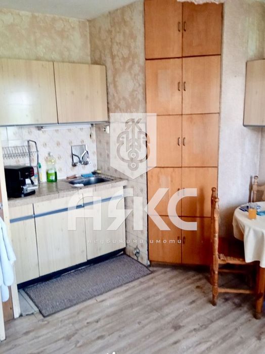 Продава се Тристаен апартамент в София, Илинден - 86 кв.м за 2384 €/кв.м - Снимка #2