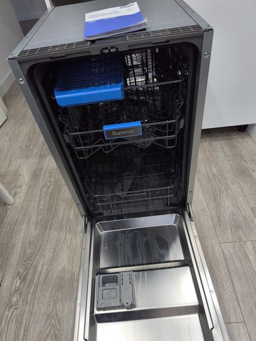 Продам посудомоечную машину