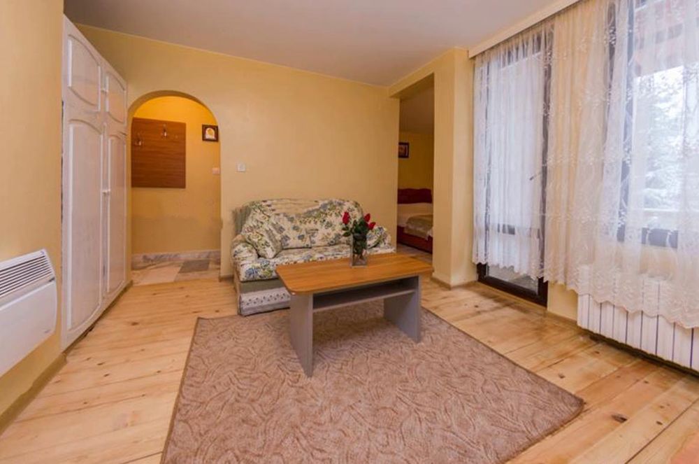 Дава се под наем Къща в София, Драгалевци - 300 кв.м за 5000 € - Снимка #4