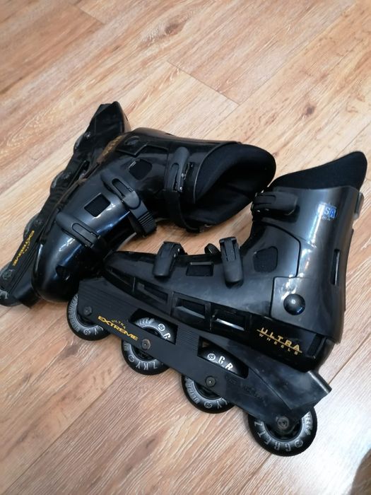 O plimbare in parc cu role