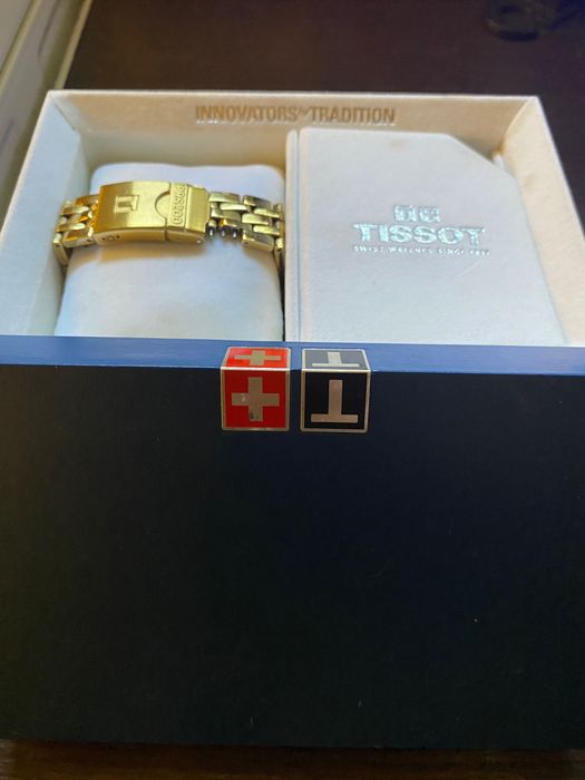 Cutie Tissot cu bratara metalica