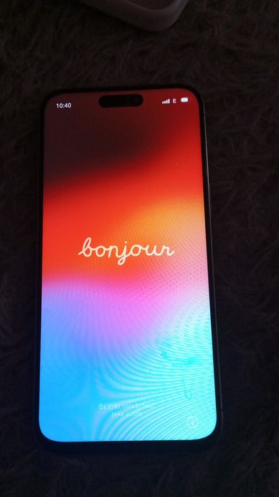 Продам Айфон 15 про мах