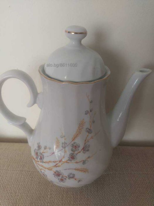 Порцеланова кана с позлата Китка, нова