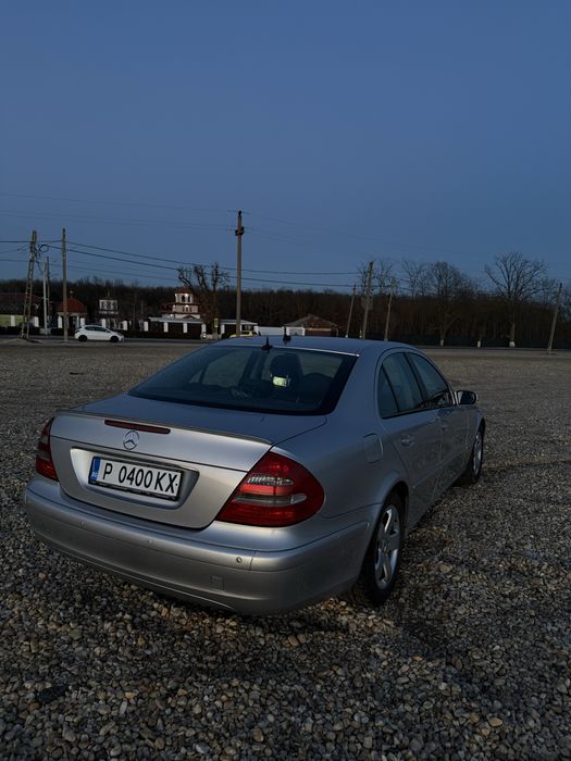 Mercedes-Benz E270 CDI W211