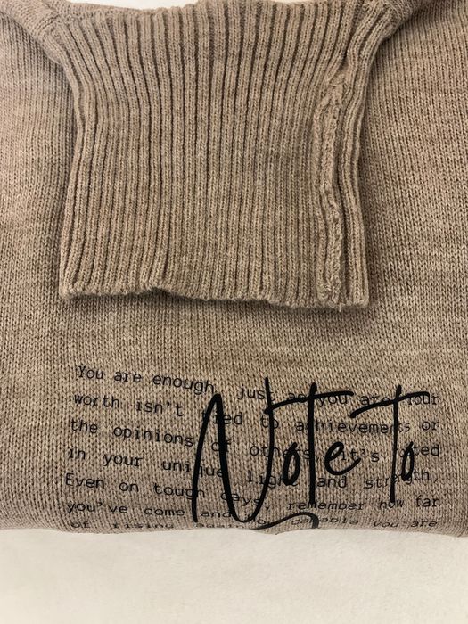 Дамски зимен пуловер