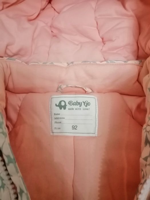 Для девочек, на 2-3 годика. Размер 92