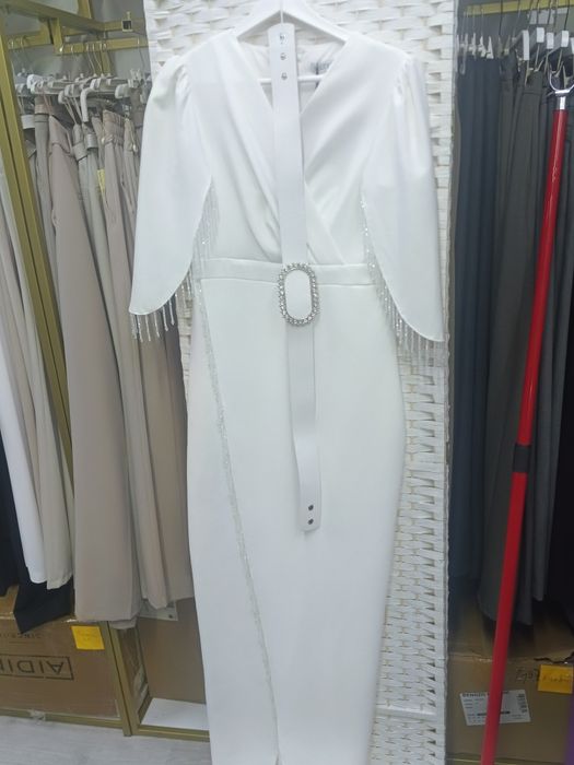 Продаю платье. Элегантное