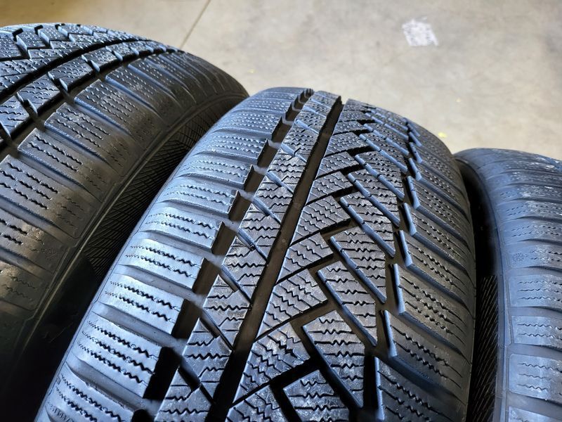 235/55/19 Continental 4бр