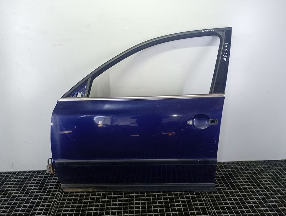 Usa stanga fata Volkswagen Passat B5.5 (facelift) (2000 - 2005) 1.9 tdi ATJ