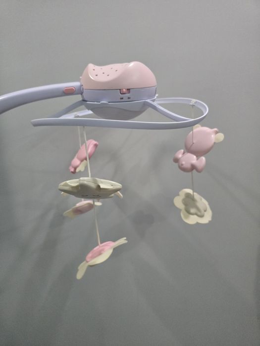 Въртележка за детско легло