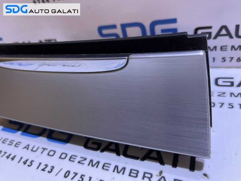 Scrumiera cu Bricheta VW Passat B6 2005 - 2010 Cod 3C0863284G 3C0863284H 3C0857961G