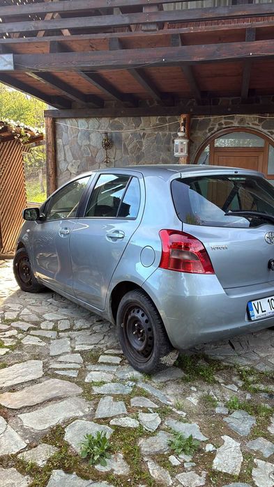 TOYOTA YARIS 2008, Benzina 1.0, manuala, 69 CP