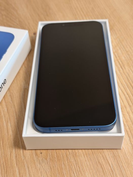 Iphone 13 Blue 128GB +подарък