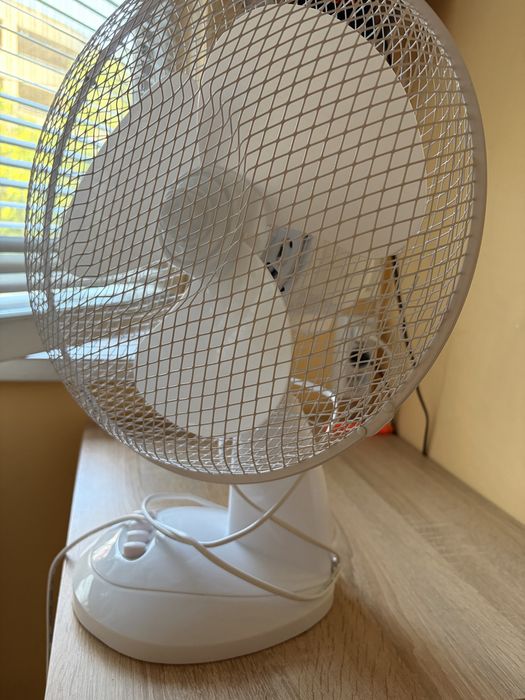 Настолен вентилатор ZIEL Cooling, модел FT-30-S009