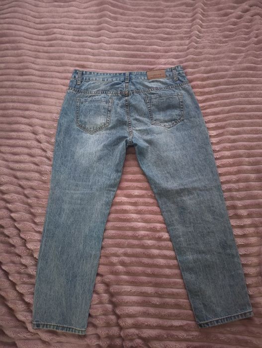 Продам джинсы женские