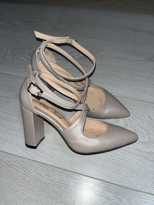 Продам абсолютно новые туфли 35 размера