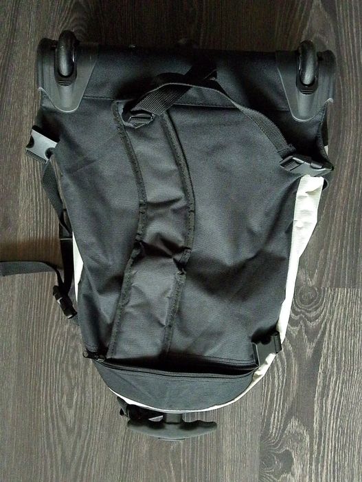 Раница с колелца