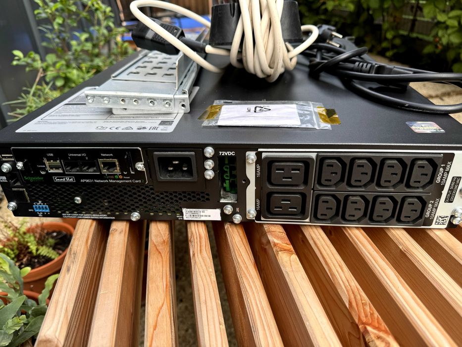 APC Smart-UPS SRT 2200VA, RM 2U, Online, Dubla Conversie SRT2200RMXLI