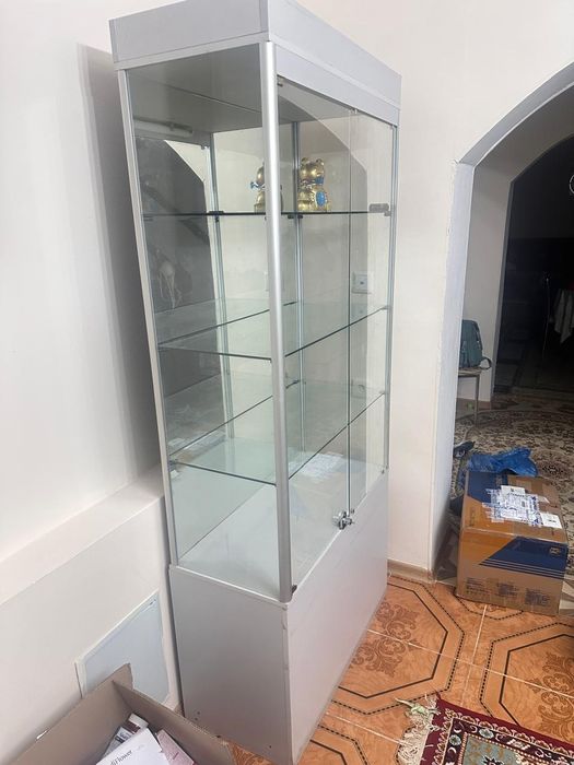Витрина стилаж стеклянная