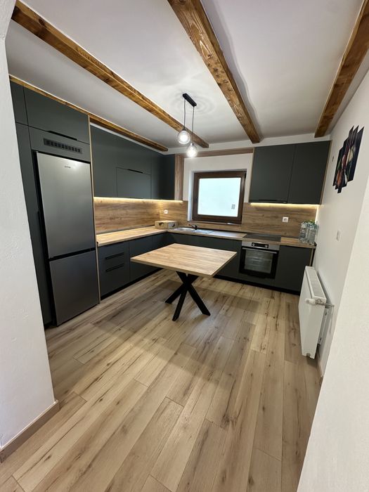 Casa de vacanta / locuit / afacere la cheie