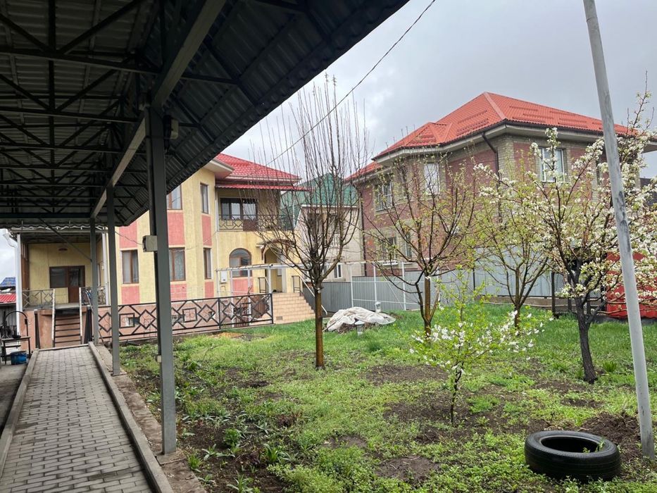 Продам большой дом